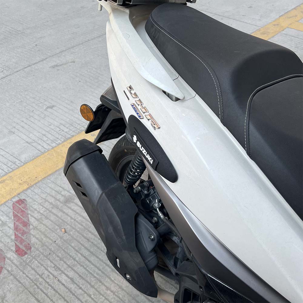 BMW Universal Motorcycle Side Panel Protector | Black Rubber Anti‑Scratch Fairing Guard Trim 200mm