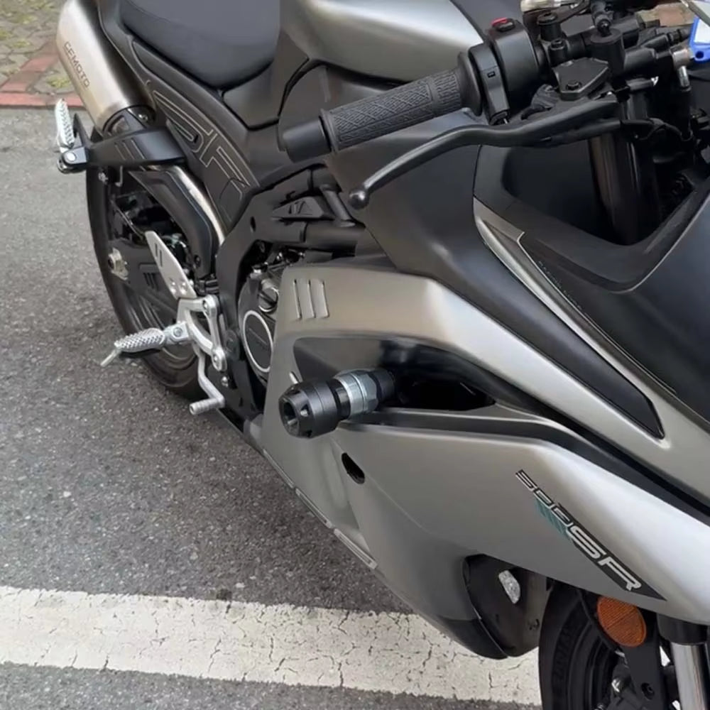 CFMOTO 500SR Protector anticaída deslizador de chasis 2026 | Almohadilla de protección contra caídas del motor