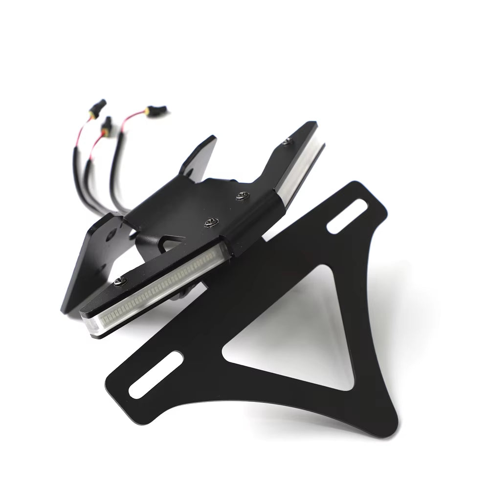 QJMOTOR SRK600RS SRK800RS SRK800RR 2020-2026 | Kit de suppression de bavette avec support de plaque d'immatriculation et éclairage LED