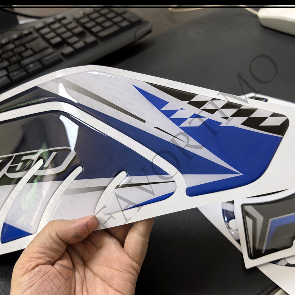 Suzuki GSX-R600 / GSX-R750 | 3D Epoxy Knee Tank Pad & Protection Stickers Decals