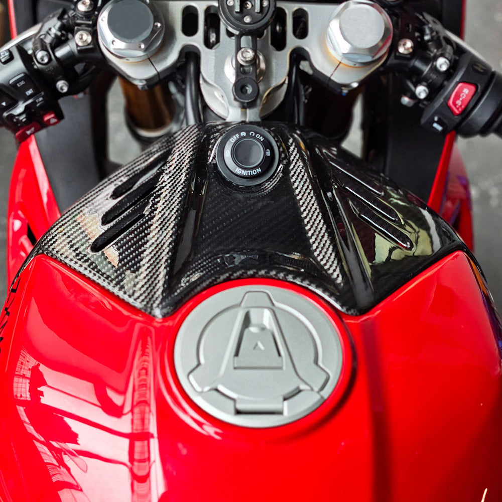 ZXMOTO 820RR 2026‑ | Carbon Fiber Tank Center Cover