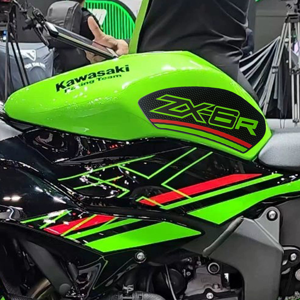 Kawasaki Ninja ZX-6R Rubber Anti-Slip Tank Pad Kit 2024+ 丨 Center Pad and Side Grips