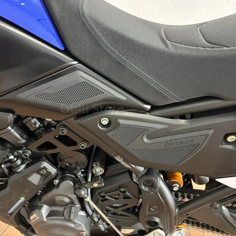 Yamaha Tenere 700 2025-2026 | Anti-Slip Tank Pad Knee Grip Traction Side Stickers