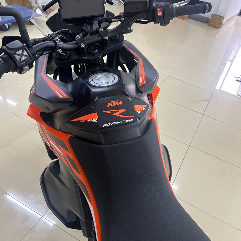 KTM 790 890 Adventure R Rubber Anti-Slip Tank Pad Kit 丨 Center Pad
