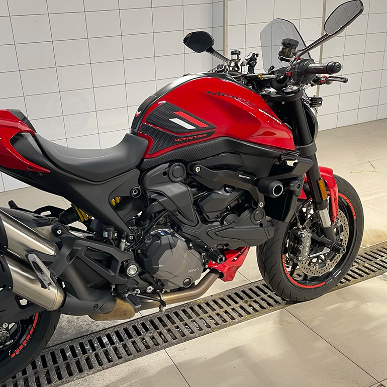 Ducati Monster 937 950 SP Rubber Anti-Slip Tank Pad Kit 2021-2024 丨 Center Pad and Side Grips