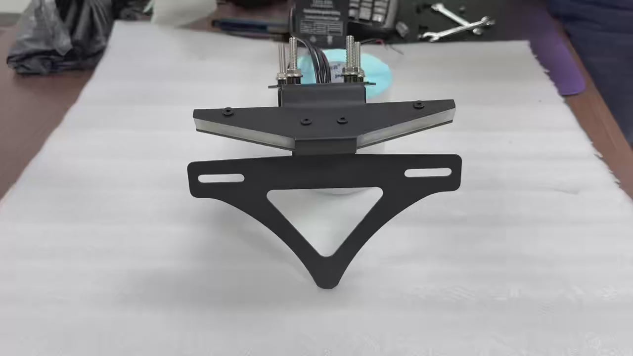 Honda CBR1000RR‑R 2020‑2023 | Short Tail Tidy License Plate Holder Fender Eliminator Kit