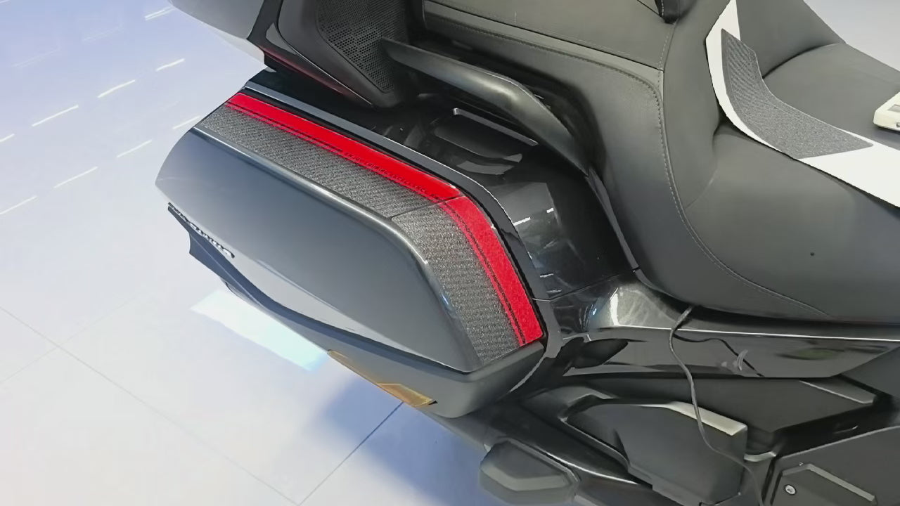 Honda Gold Wing GL1800 2018‑2026 | Side Trunk Tail Luggage Panniers Cases Protection Decals Kit